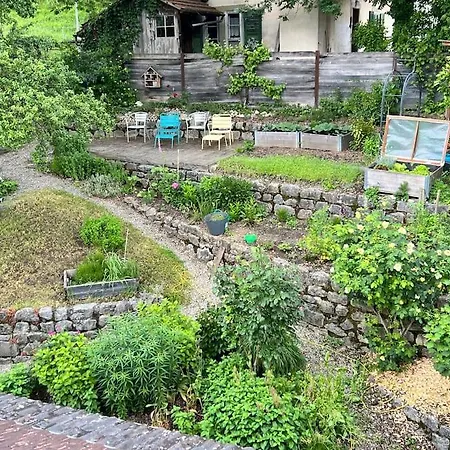 Feriehus Haus Im Gruenen An Der Aare